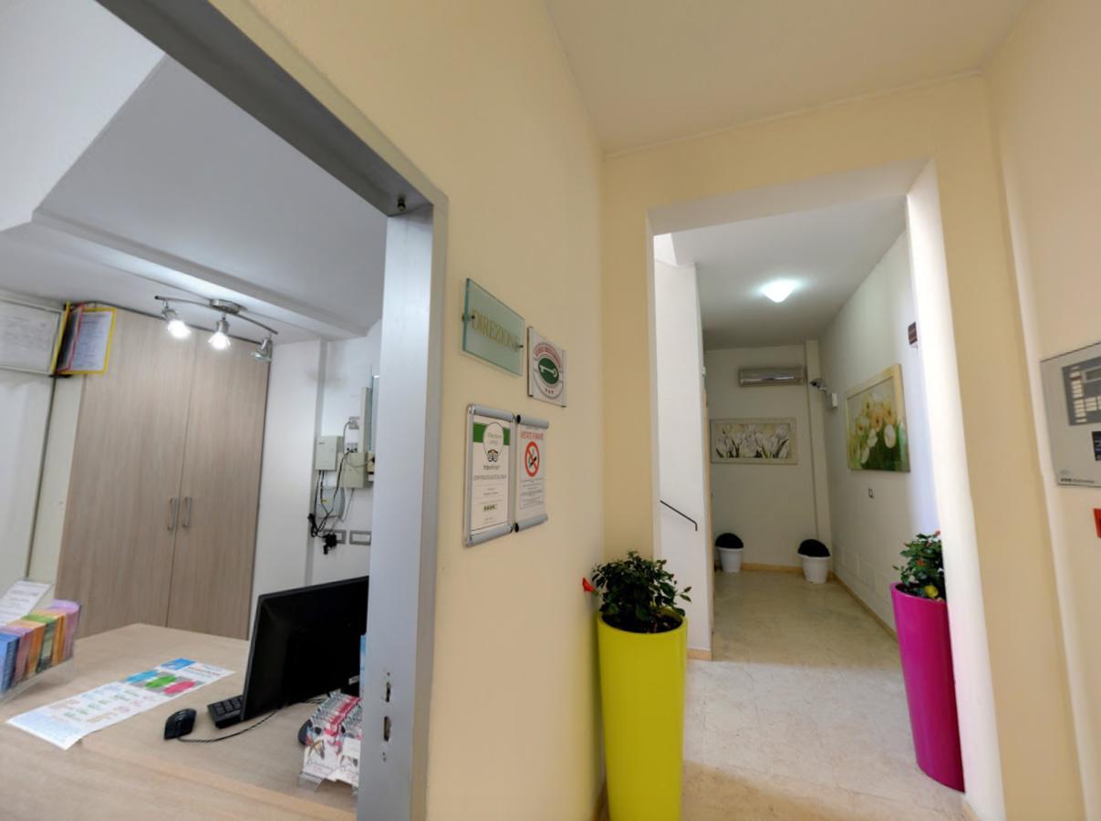 ريتشيوني Residence Il Tulipano المظهر الخارجي الصورة